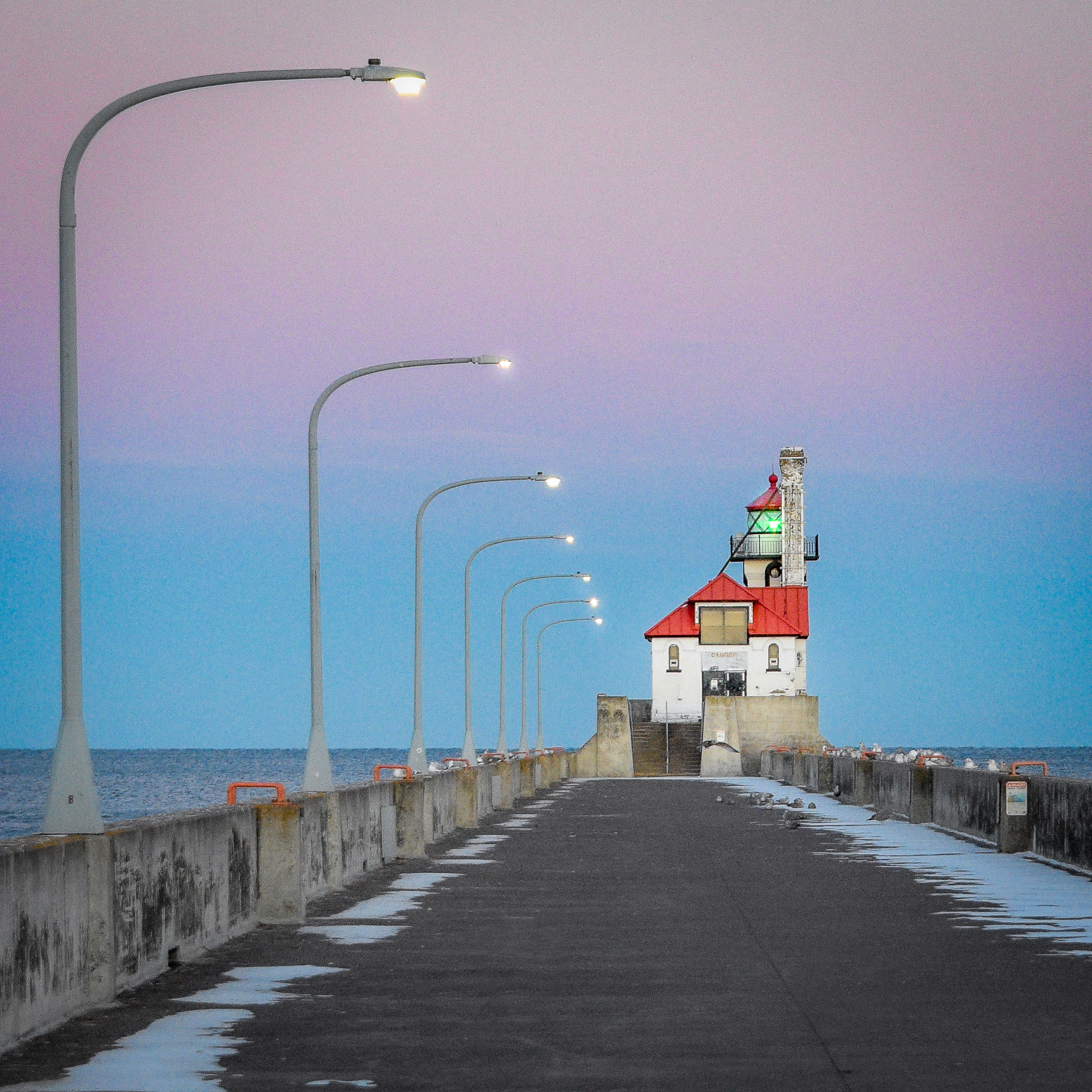 Exploring Duluth’s Iconic South Breakwater Light